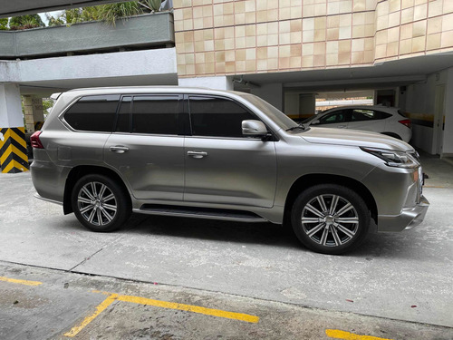 Lexus Lx 2017 5.7 570