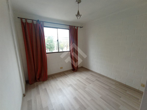 Casa En Venta De 3 Dorm. 2 Baños Portal Oeste En Cerrillos