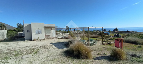 Sitio Con 2 Cabañas Alajadas En Venta En Guanaqueros