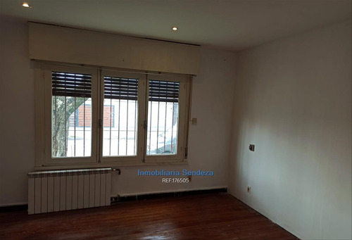 Imagen 1 de 16 de Casa Padrón Único, 3 O 4 Dorm, Patio, Gge, Calefacción.
