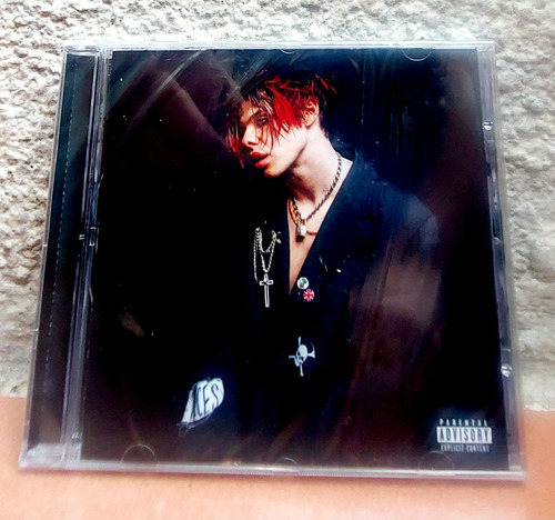 Yungblud (signed) Machine Gun Kelly, My Chemical Romance.