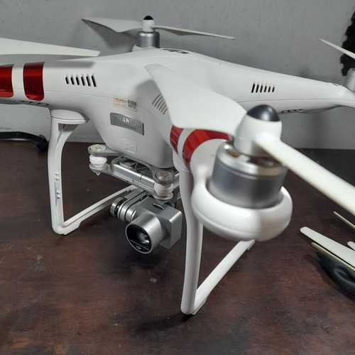 Imagem 2 de 10 de Drone Phantom 3 Standard Dji Ótimo Estado Semi Novo