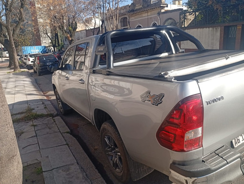 Toyota Hilux Pick-Up 2.8 Cd Sr 177cv 4x4