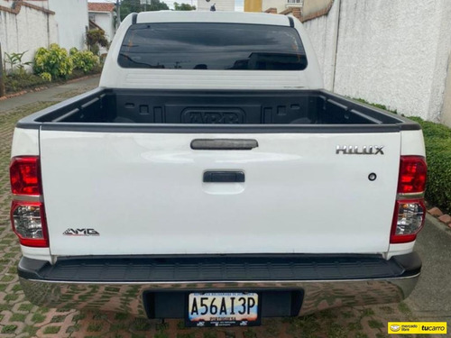 Toyota Hilux 2.7 4x2 Automático