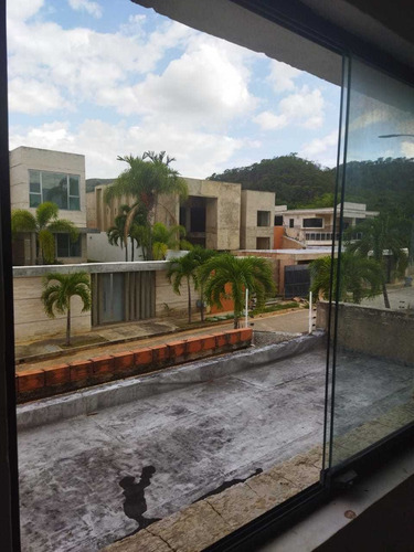 Imagen 8 de 24 de Maria Vende Casa En Urbanización Guataparo