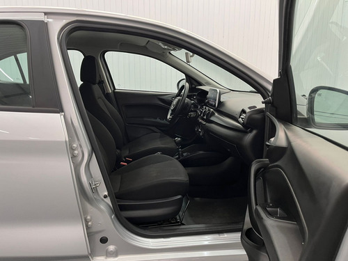 Fiat Cronos 1.0 Drive Flex 4p