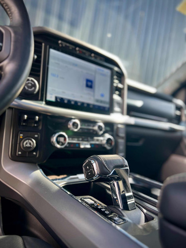 Ford F-150 5.0l V8 Lariat Luxury