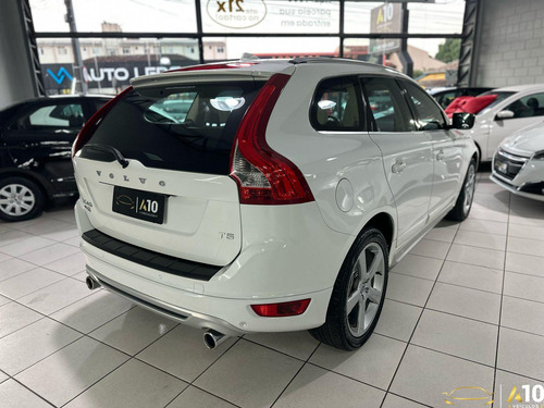 Volvo XC60 T-5 R-DESIGN 2.0 FWD 5p