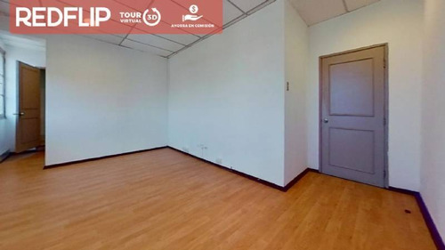 Oficina De 20m2/ Providencia/ Metro Salvador