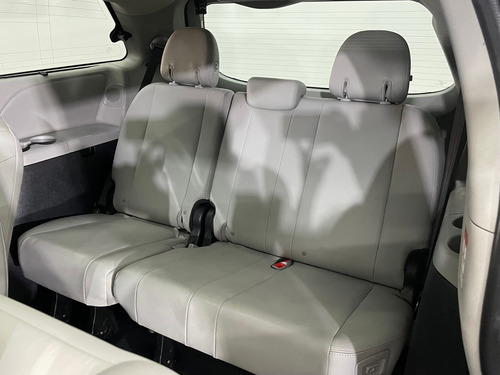 Toyota Sienna 3.5 Limited At
