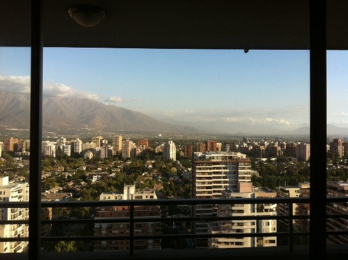 La Gloria 30 / 1d, 1b, 1 E , 1b / Metro Esc Militar/