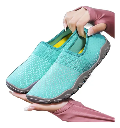 Zapatos de surf new arrivals