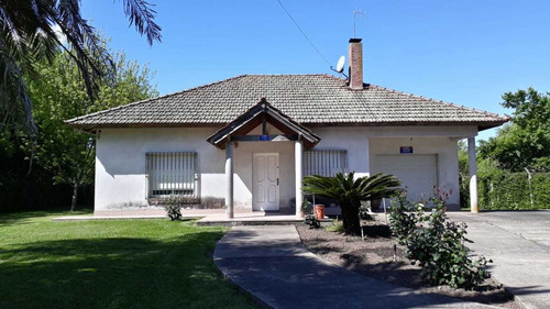 Imagen 2 de 15 de Casa Quinta De Gran Categoría - Permuta Por Depto En Caba