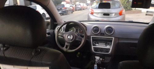 Volkswagen Voyage 1.6 Trenline 101cv