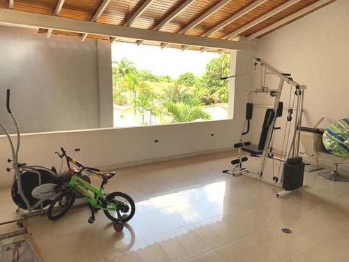 Imagen 11 de 29 de Venta Casa Urb. La Viña Valencia