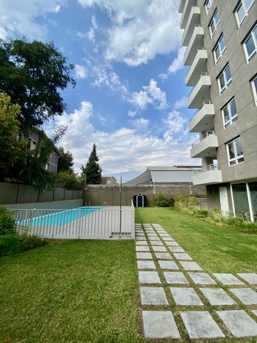 ¡moderno Dpto En Macul: 2 Privados, 1 Baños!
