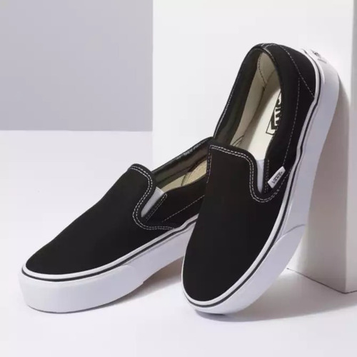 Imagen 5 de 7 de Zapatillas Vans Modelo Slip On Plataforma Negro Unisex