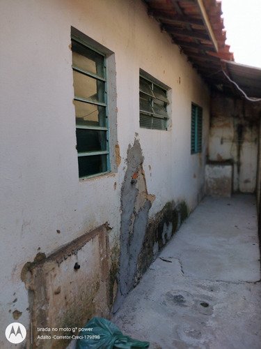Imagem 11 de 11 de Casa De Frente Com 2 Dormitórios E De Fundos 1 Dormitório