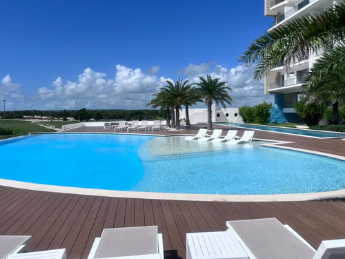 Apartamento De Lujo Amueblado Con Vista Al Mar En Cap Cana, Punta Cana, 12vo Piso De La Torre 7 Mares