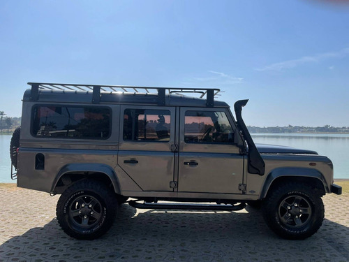 Imagem 13 de 15 de Land Rover Defender 110 County 2.5 Sw 2004 Turbo Diesel 4x4