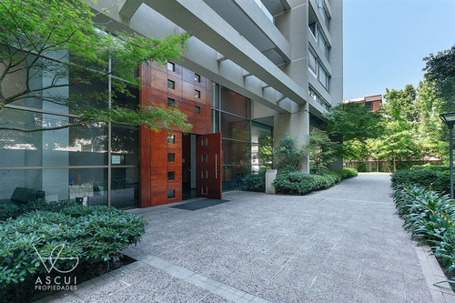 Departamento En Venta De 3 Dorm. En Vitacura
