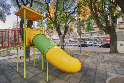 Imagen 15 de 16 de ¡piso Alto, Edificio De Categoría!