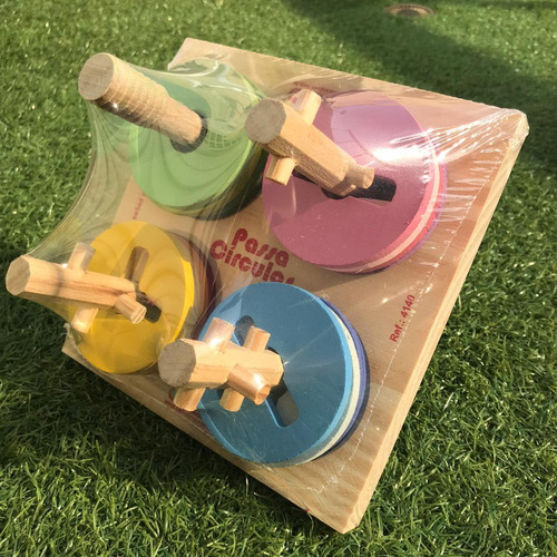 Imagem 6 de 9 de Jogo Passa Círculo Brinquedo Educativo Infantil À Vista