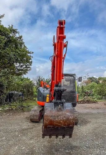 Excavadora Hitachi 75 Modelo 2005