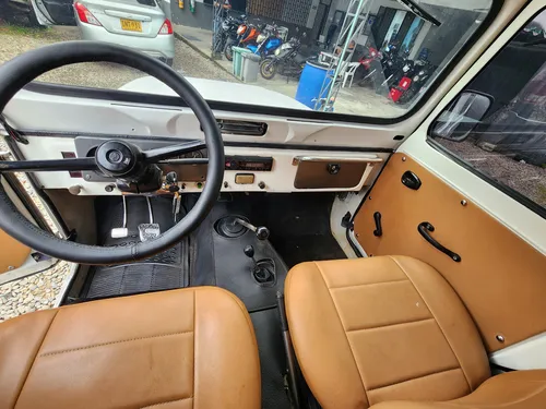 Daihatsu F20