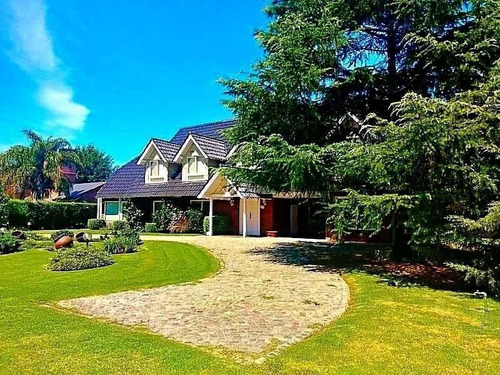 Imagen 2 de 26 de Distinguido Chalet En Venta Al Golf En Country San Diego -