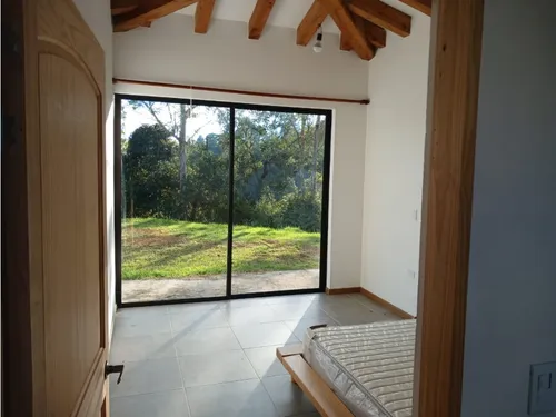 Casa Amoblada En Arriendo En El Retiro