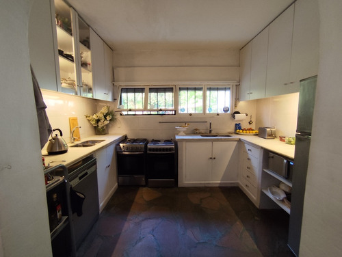 Casa Con Gran Terreno En Rinconada De Punta Ballena