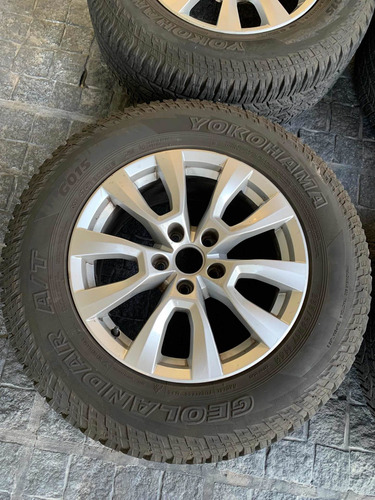 Imagen 2 de 5 de Llantas Vw Amarok 17 Y Cubiertas Yokohama Geolandar At G015