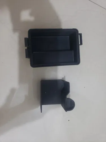 Tapa Fusiblera Bmw E34 (Usado)