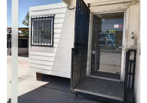 Se Vende Terreno Con Oficinas, Jjprieto Con Salesianos