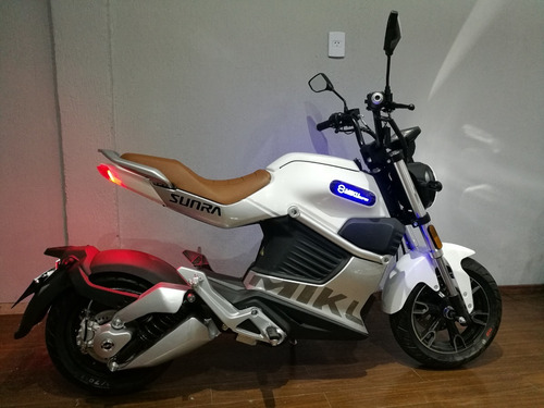 Imagen 13 de 25 de Moto Electrica Super Miku Max Litio 4000 Sunra 0 Km 2022