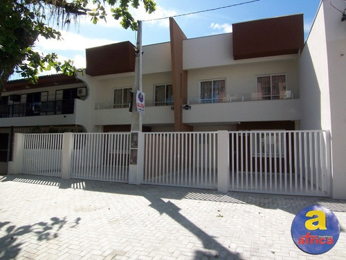 Imagem 1 de 16 de Sobrado Novo Para Locação De Temporada Em Guaratuba/pr - Imobiliária África - So00102 - 32001821