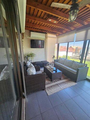 Casa 149 M2, 5d+4b+piscina, La Florida (75323)