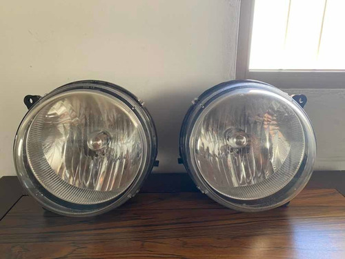 Faros Delanteros Jeep Cherokee Liberty Kj 2002-2007 Original