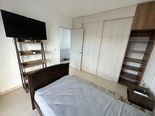 Renta Amueblada En Capittala Residencial A Unos Minutos De Las Plazas.