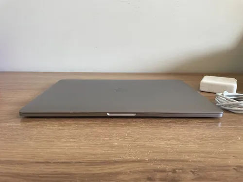 Macbook Pro 2019 15 2.4 Ghz 8-core I9 32gb Ram 1tb Ssd Macbook Pro 2019 15 2.4 Ghz 8-core I9 32gb Ram 1tb Ssd