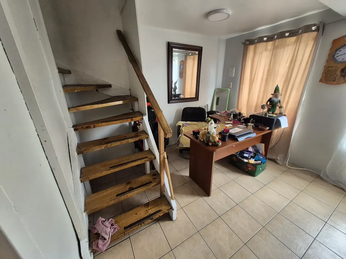 Imagen 4 de 14 de Casa Solida 2 Piso 3dor 1baño 1estac Svirginia /castro Ramos