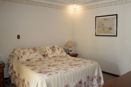 Imagem 24 de 27 de Casa Em Condomínio À Venda Em Barueri/sp - Cnc1435
