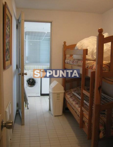 Imagen 10 de 11 de Apartamento En Brava, 3 Dormitorios *