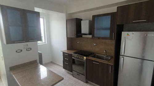 Douglas Rivero Alquila Apto En Puerta Real Dr