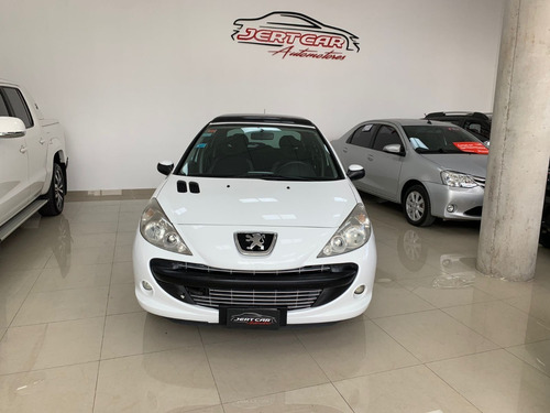 Imagen 3 de 16 de Peugeot 207 Compact Xt Hdi 1.4 5p 2011