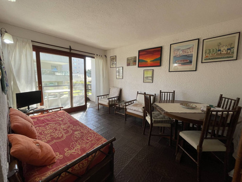 Imagen 3 de 8 de Venta De Apartamento Con 1 Dormitorios En Punta Del Este