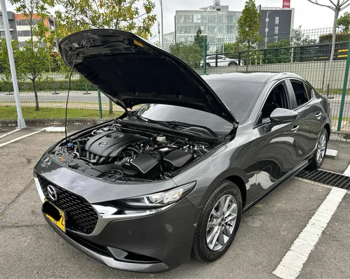 Mazda 3 2.0 Touring