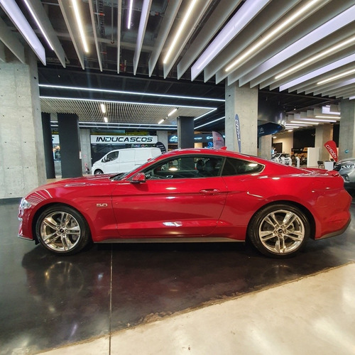 Ford Mustang Fastback 2020