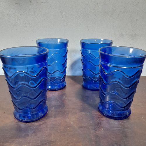 Imagem 1 de 3 de Jogo 4 Copo Azul Cobalto Cisper 250 Ml Bom Estado. Antigo